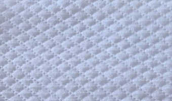 無(wú)紡布生產(chǎn)_無(wú)紡布廠家_醫(yī)療衛(wèi)生材料-廣東多美無(wú)紡布有限公司-介紹熱風(fēng)無(wú)紡布的凹版印刷